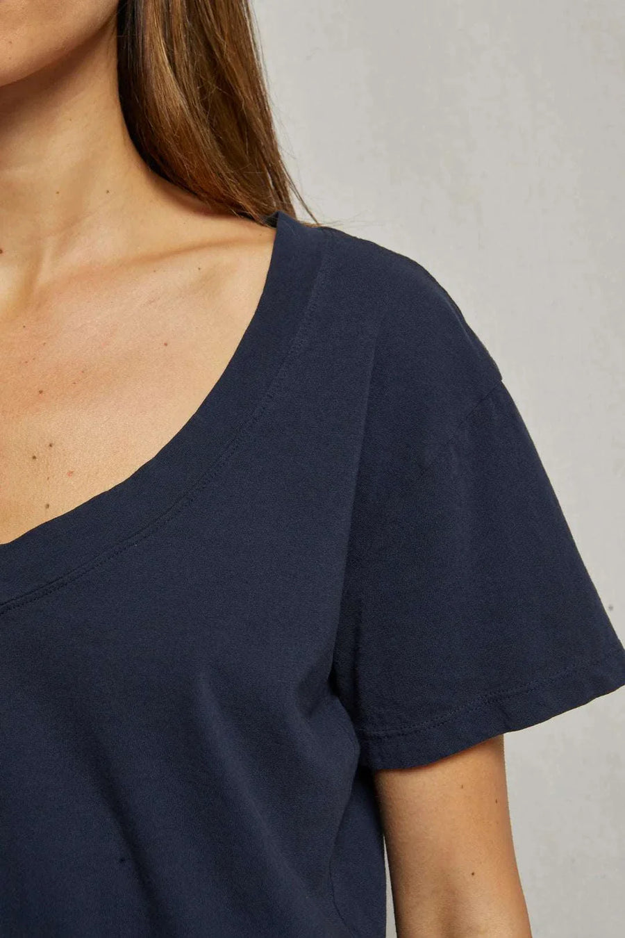 Perfectwhitetee Hendrix Basic V Neck Tee True Navy