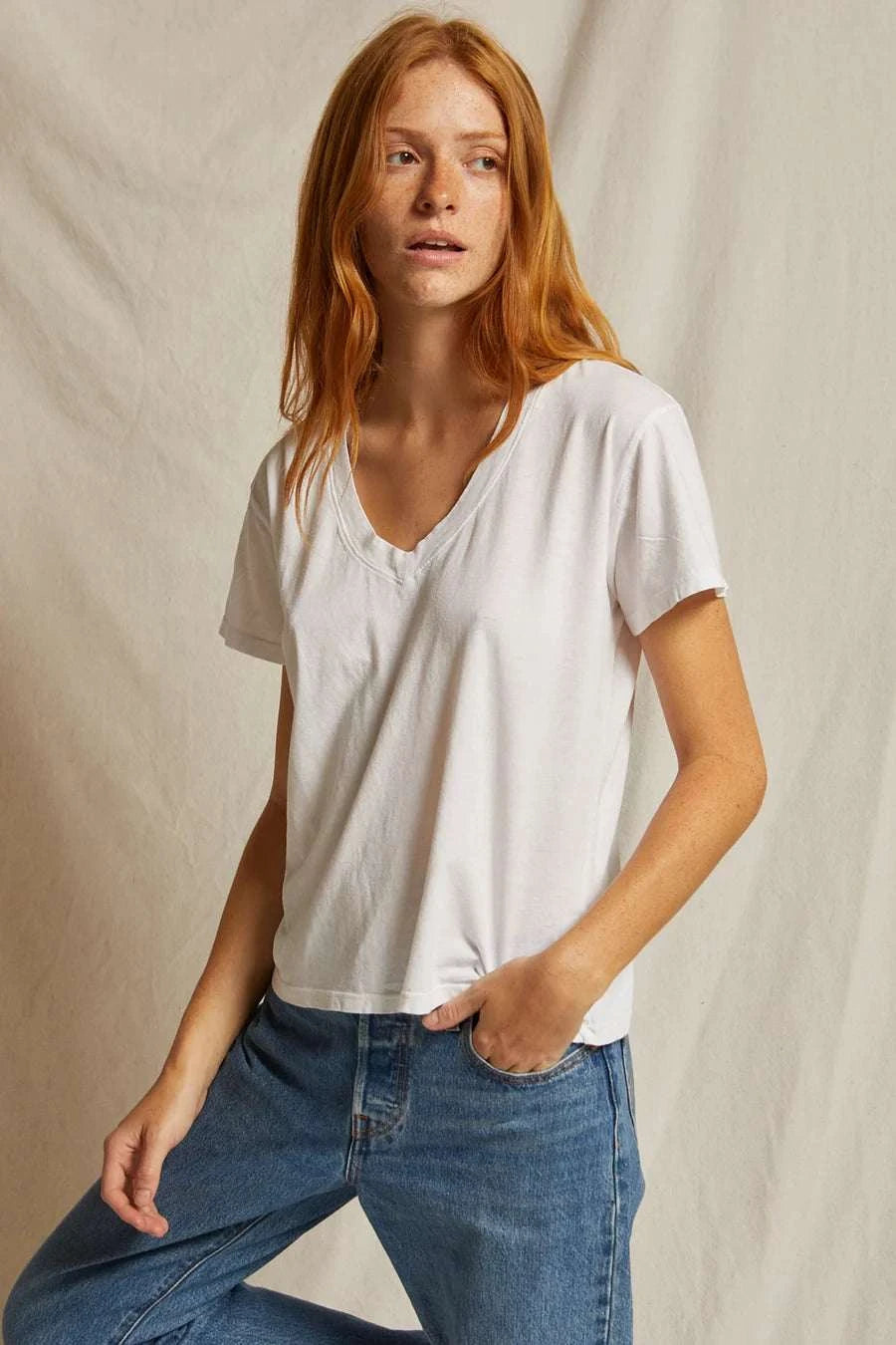 Perfectwhitetee Hendrix Basic V Neck Tee White