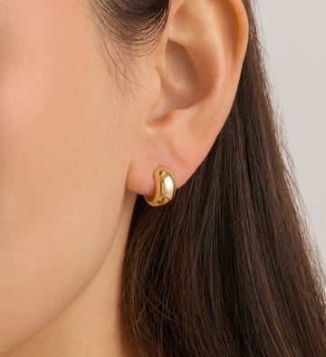 By Charlotte 18k Gold Vermeil Bold Huggie Hoops