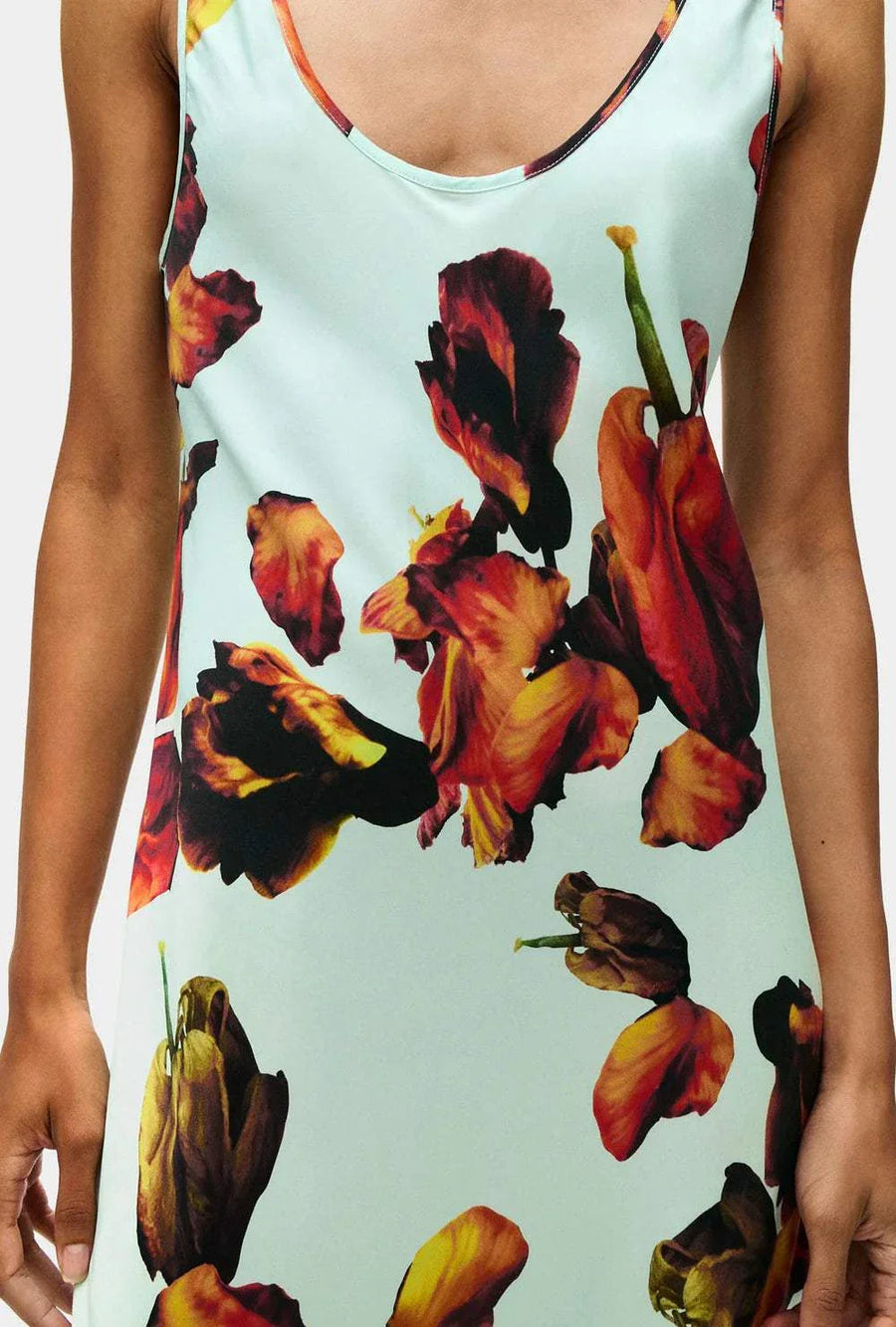 Silk Laundry Scoop Neck Dress Tulipa Dew